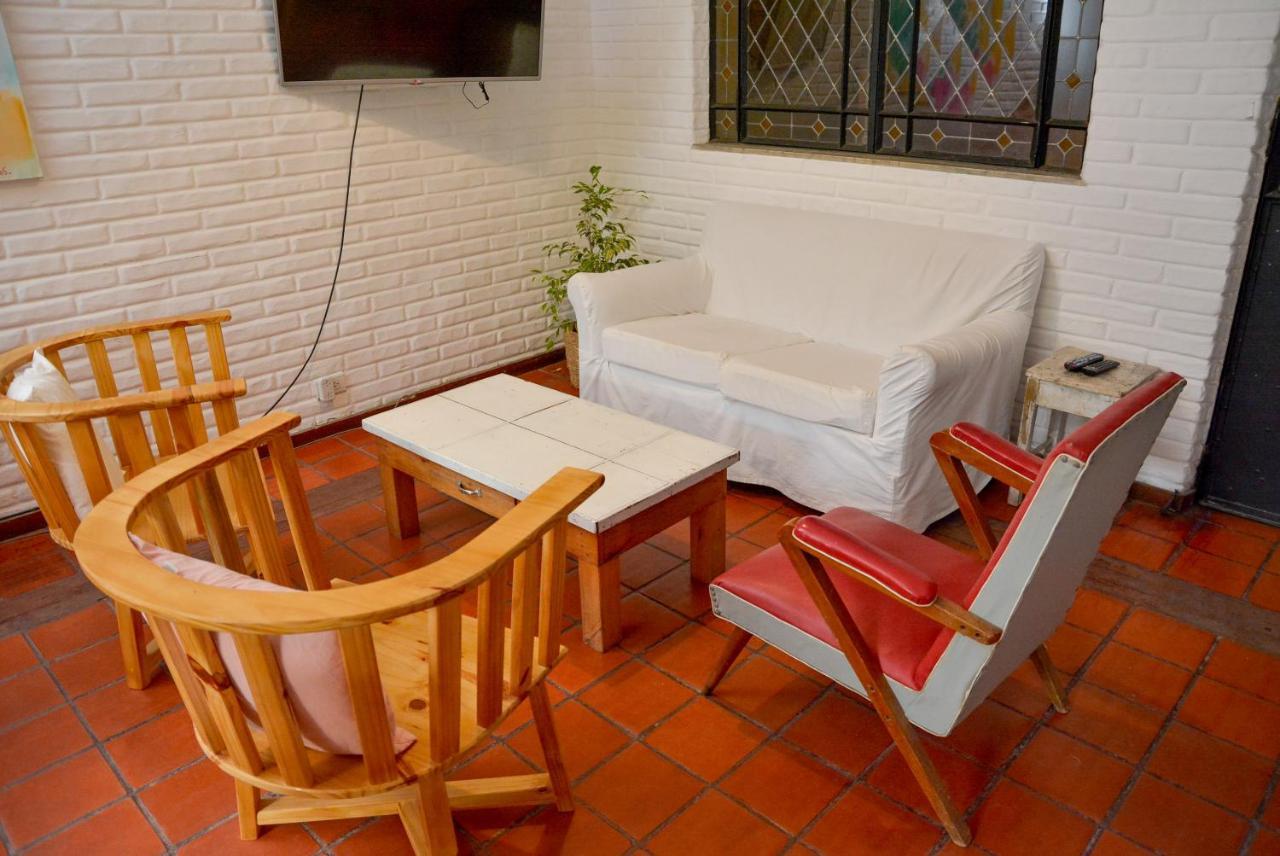 Hostel Posada Juan Ignacio ロサリオ エクステリア 写真